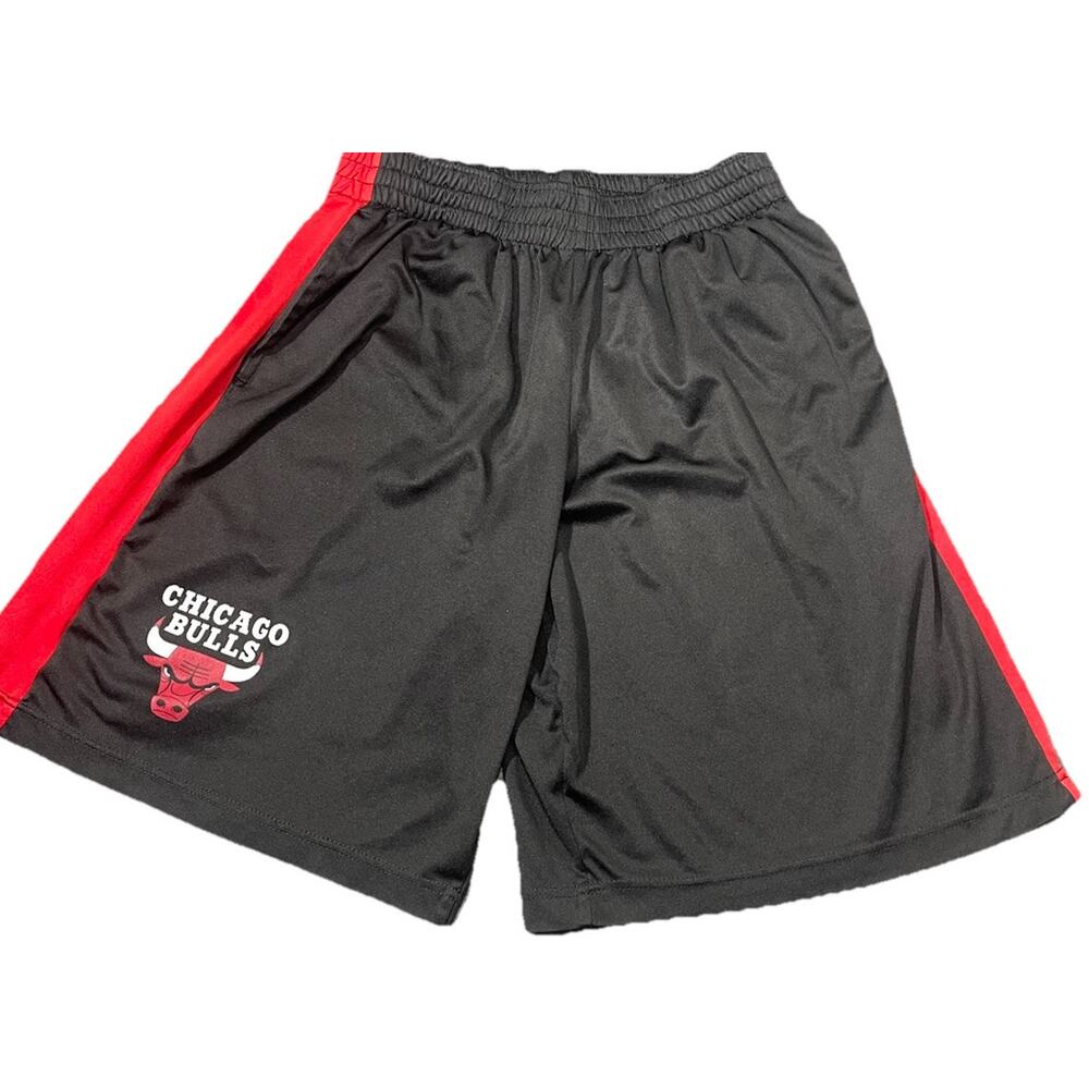 Chicago Bulls NBA Net-Dri Shorts Men's Black/Red Medium